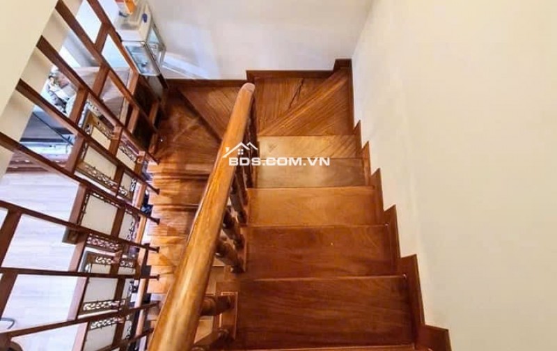 CẦN BÁN GẤP NHÀ 5 TẦNG PHỐ NGỌC TRÌ – LONG BIÊN – 30M² – GIÁ RẺ – NHÀ MỚI Ở NGAY